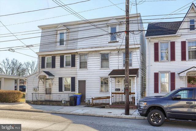 240 E MAIN ST, Middletown, PA 17057