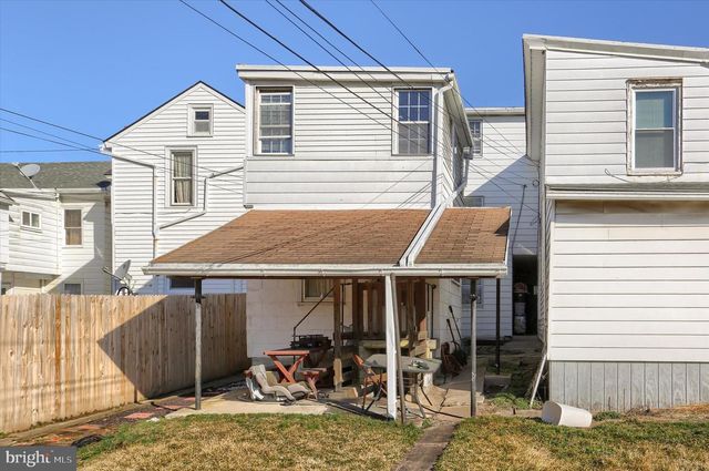 240 E MAIN ST, Middletown, PA 17057