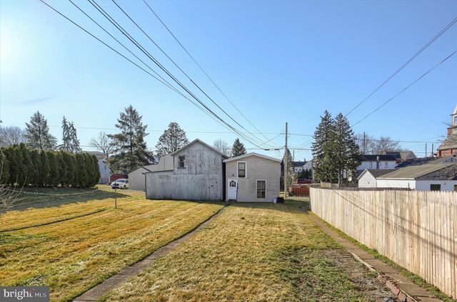 240 E MAIN ST, Middletown, PA 17057