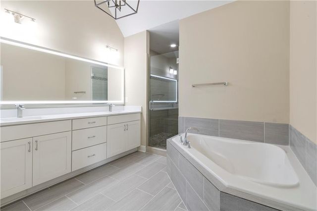 1838 Glenview Park Circle, Duluth, GA 30097