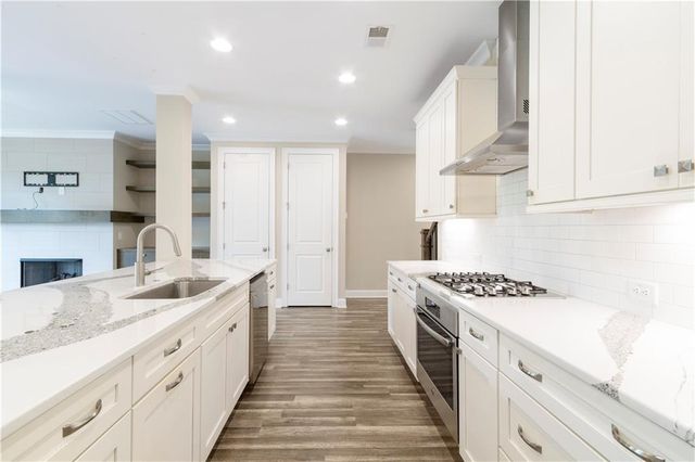1838 Glenview Park Circle, Duluth, GA 30097