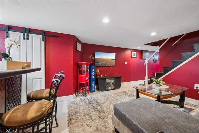 813 Raritan Ave, Manville Boro, NJ 08835
