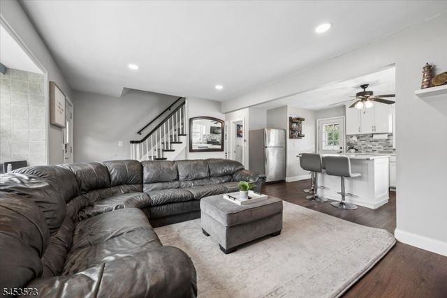 813 Raritan Ave, Manville Boro, NJ 08835