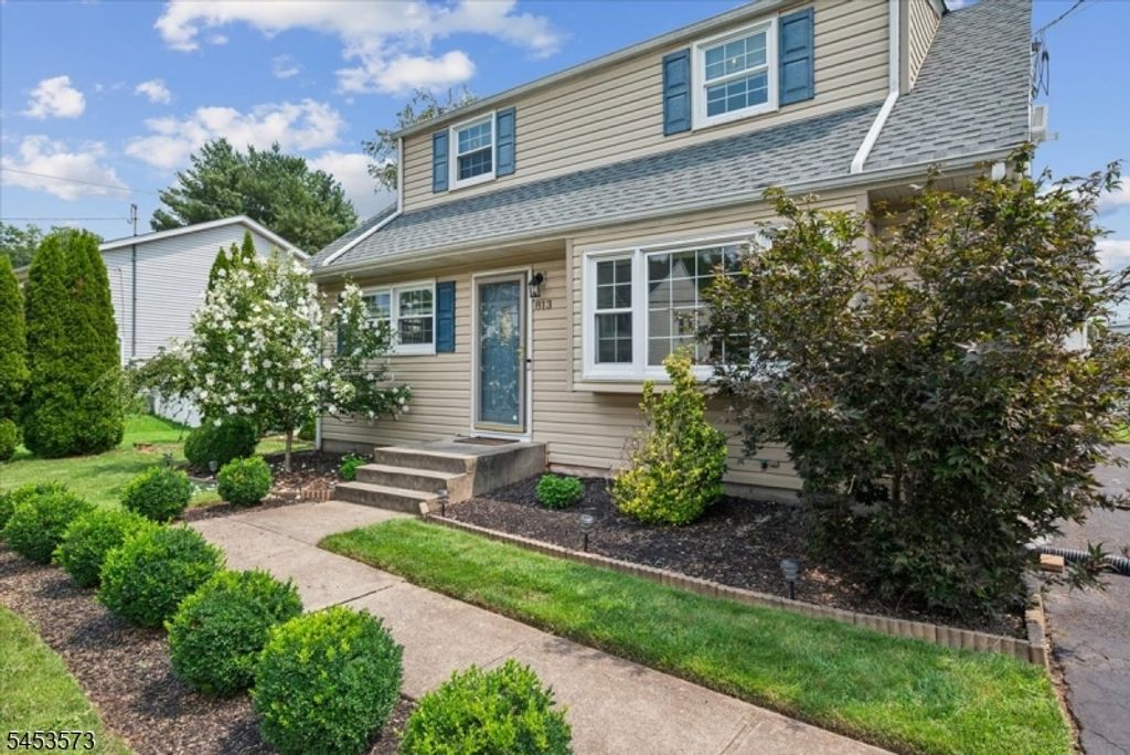 813 Raritan Ave, Manville Boro, NJ 08835 — photo 4