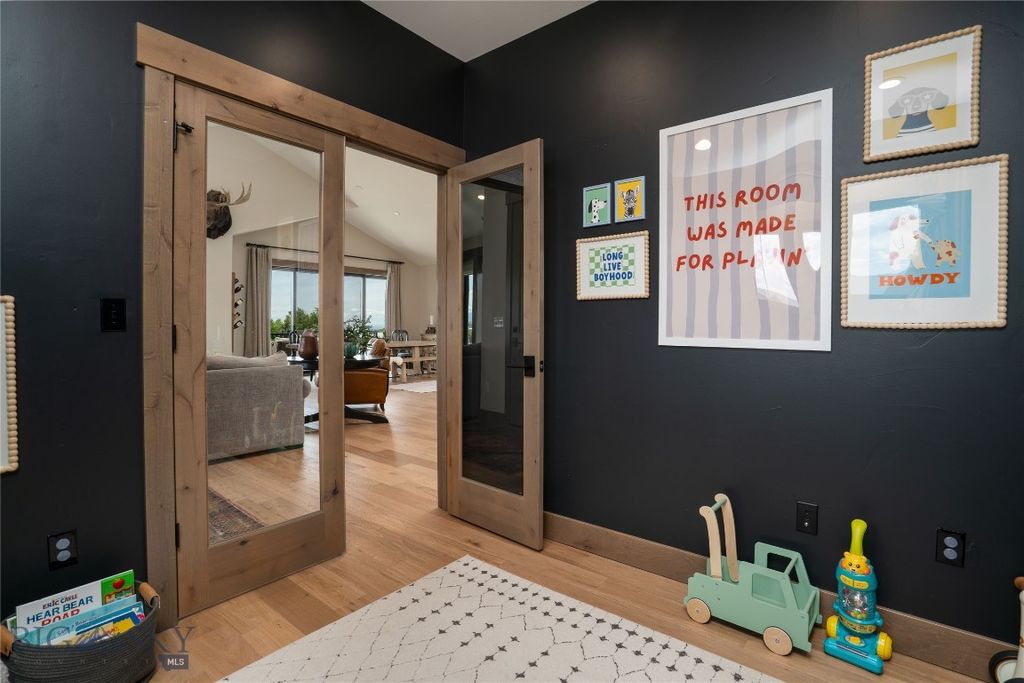 1055 Caddie Court, Bozeman, MT 59715 photo 9