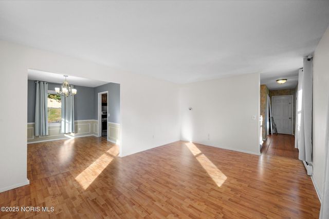 5709 Plantation Drive, Toledo, OH 43623