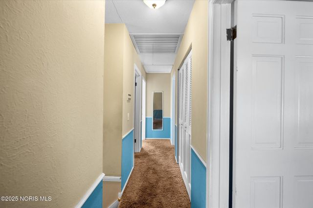 5709 Plantation Drive, Toledo, OH 43623