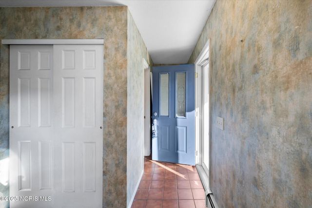 5709 Plantation Drive, Toledo, OH 43623