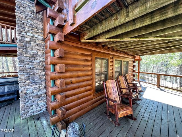 3035 Brothers Way, Sevierville, TN 37862