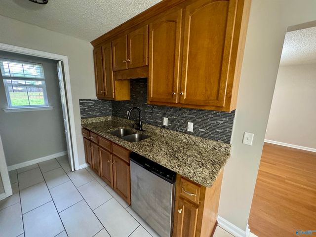 103 Balsam Poplar Way, Harvest, AL 35749