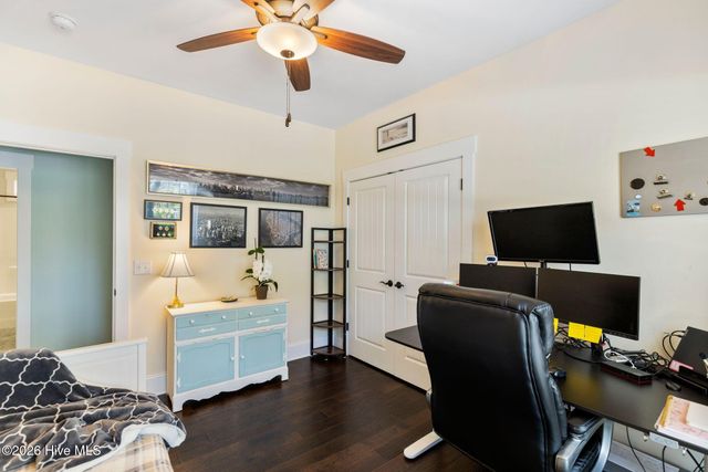1236 N Caswell Avenue, Southport, NC 28461