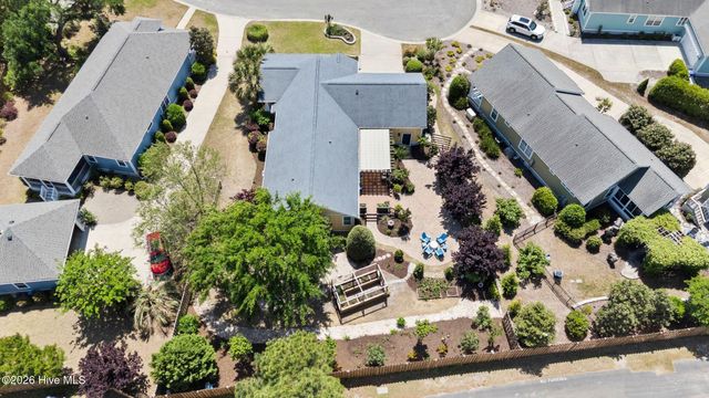 1236 N Caswell Avenue, Southport, NC 28461