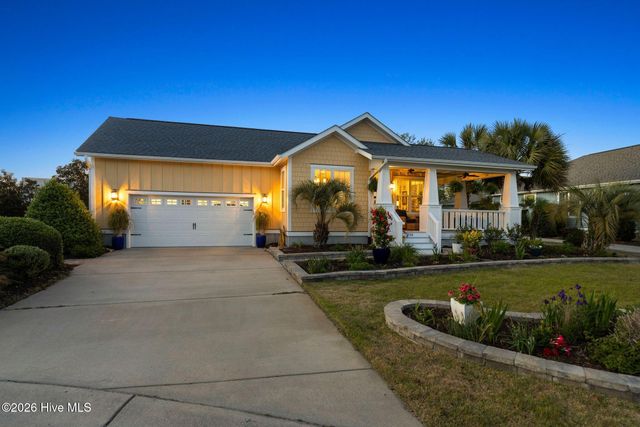 1236 N Caswell Avenue, Southport, NC 28461