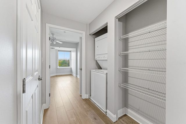 10 Seaport Dr 2311, Quincy, MA 02171