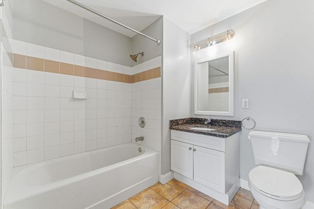 10 Seaport Dr 2311, Quincy, MA 02171