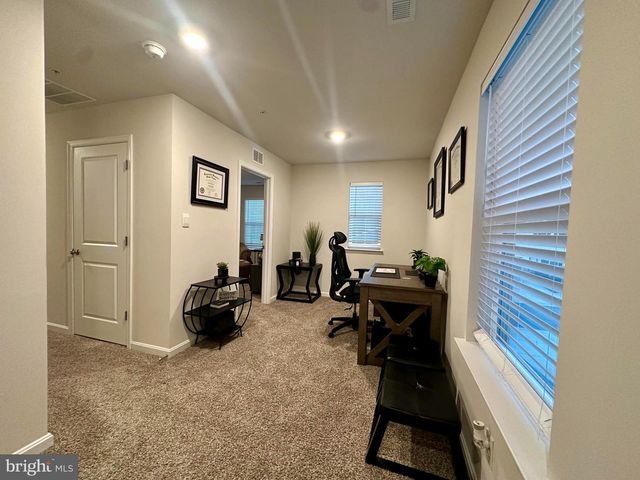 462 MOSSY GROVE LN, La Plata, MD 20646