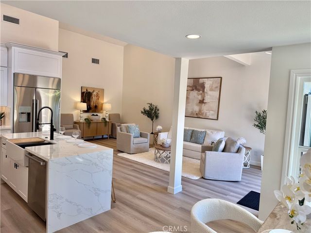 41 Mainsail, Corona Del Mar, CA 92625
