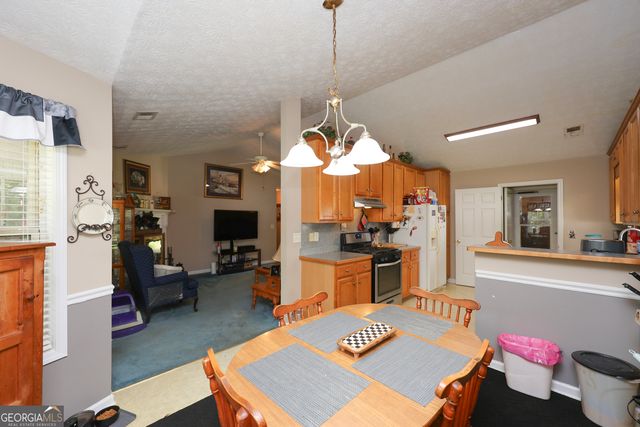 270 Roberts Trail, Locust Grove, GA 30248