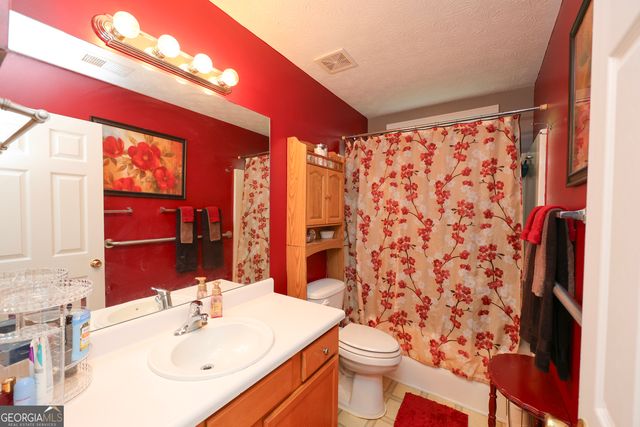 270 Roberts Trail, Locust Grove, GA 30248