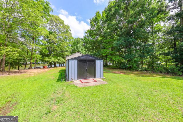 270 Roberts Trail, Locust Grove, GA 30248
