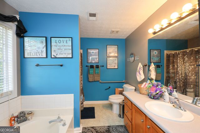 270 Roberts Trail, Locust Grove, GA 30248