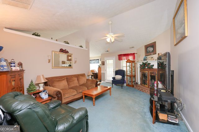 270 Roberts Trail, Locust Grove, GA 30248