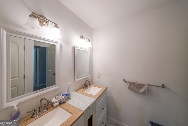 6220 polar fox Court, Riverdale, GA 30296