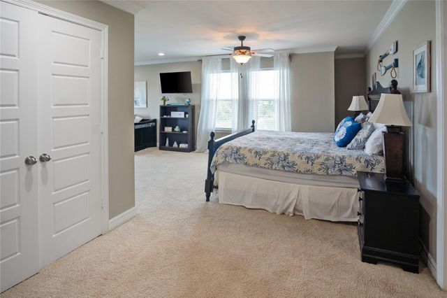 892 Melody Lane, Crystal Beach, TX 77650