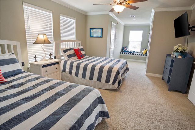 892 Melody Lane, Crystal Beach, TX 77650