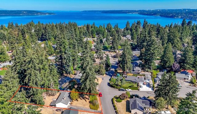 30303 6th Avenue SW, Federal Way, WA 98023