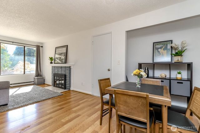 30303 6th Avenue SW, Federal Way, WA 98023