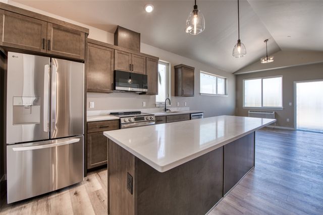 159 Canyon Falls Way 205, Hamilton, MT 59840