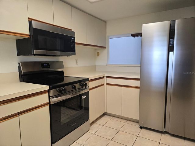 251 FENWICK DRIVE 14, Venice, FL 34285