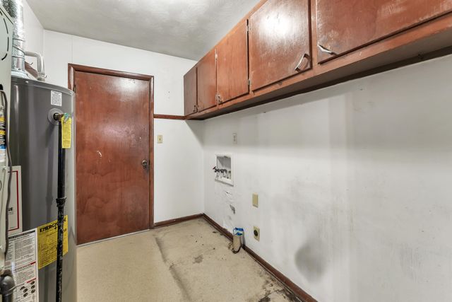 2441 N Prospect Avenue, Springfield, MO 65803