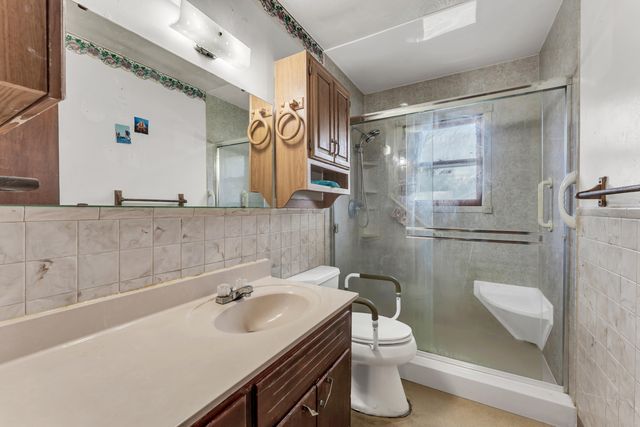 2441 N Prospect Avenue, Springfield, MO 65803