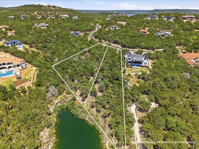 18005 Breakwater DR, Jonestown, TX 78645