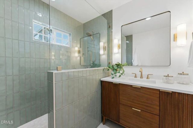 2301 S Electric Avenue, Alhambra, CA 91803