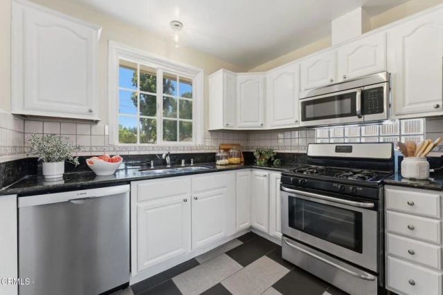 2301 S Electric Avenue, Alhambra, CA 91803