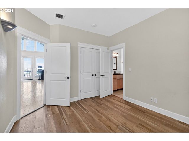 733 QUEENS Ave, Creswell, OR 97426