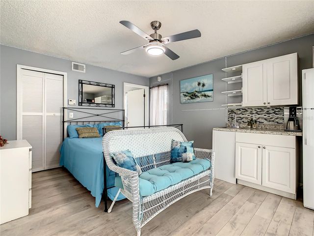 4840 KINGSTON CIRCLE, Kissimmee, FL 34746