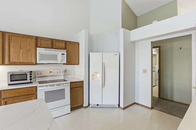 3548 Haywood Court, Pickerington, OH 43147