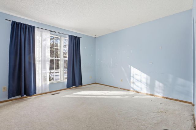 3548 Haywood Court, Pickerington, OH 43147