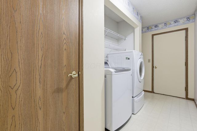 3548 Haywood Court, Pickerington, OH 43147