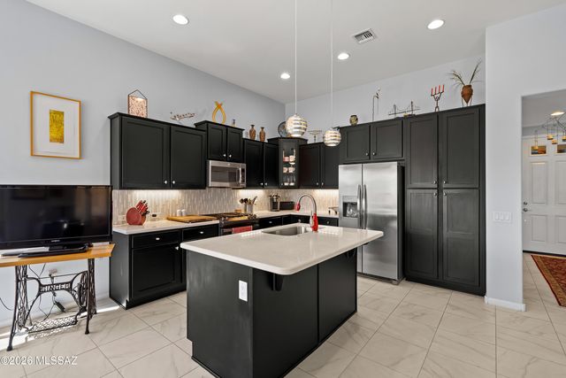 32433 S Desert Pupfish Drive, Oracle, AZ 85623