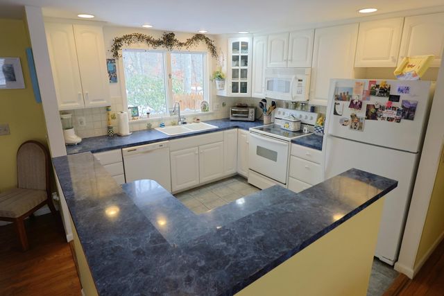 2 Beaver Dam Way, East Dennis, MA 02641