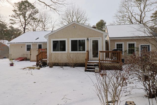 2 Beaver Dam Way, East Dennis, MA 02641
