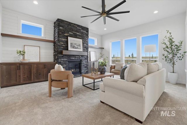 9394 S Sapper Hill Ave, Kuna, ID 83634