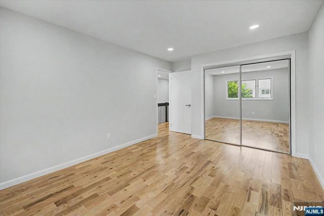 599 Apache Court, Mahwah, NJ 07430
