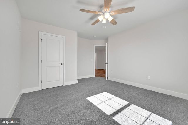 5784 WILD LILAC DR, East Petersburg, PA 17520