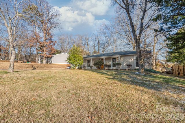 6230 Dwightware Boulevard, Charlotte, NC 28227